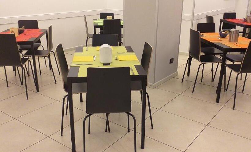 Chambre Quadruple Standard, Lux