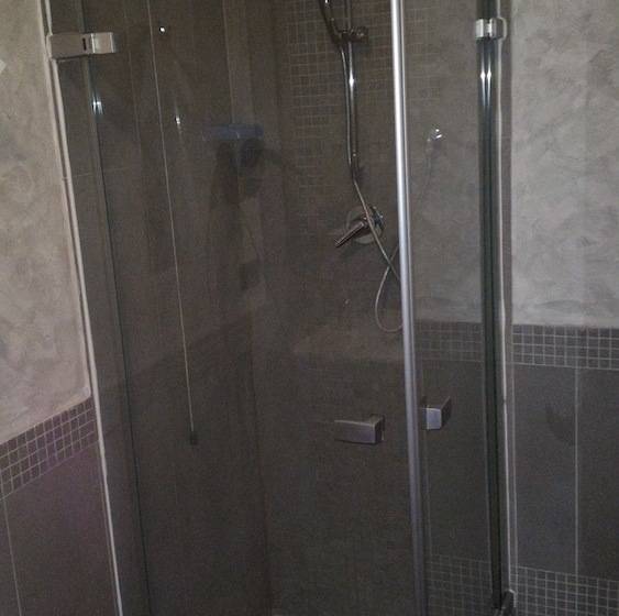 Chambre Standard, Lux