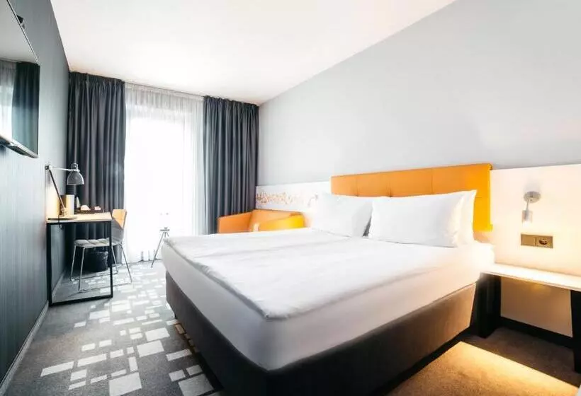 اتاق استاندارد, Q Hotel Kraków