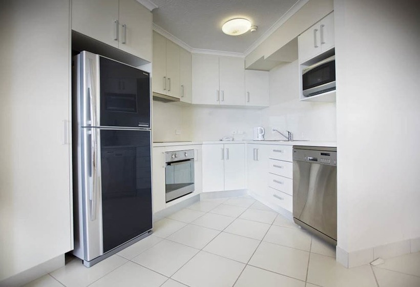 آپارتمان 2 خوابه با چشم‌انداز دریا, Langley Park Apartments