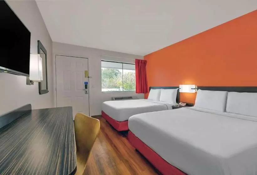 اتاق استاندارد چهار تخته, Motel 6 Columbus, Ga
