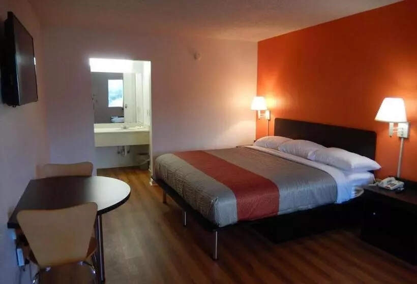 キングサイズベッドのスタンダードルーム, Motel 6 Warner Robins, Ga