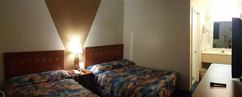 ２ダブルベッドのスタンダードルーム, Americas Best Inn Macon