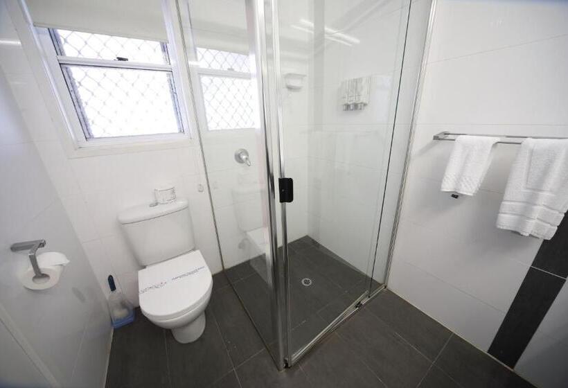 اتاق استاندارد, Route 66 Motor Inn