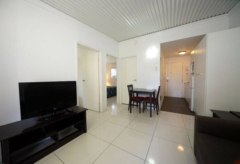 آپارتمان 2 خوابه, Route 66 Motor Inn