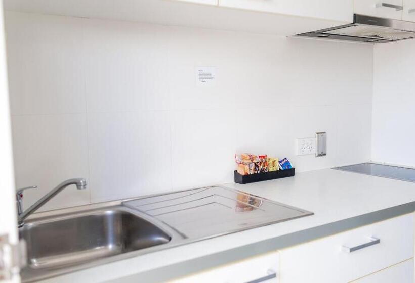 آپارتمان 2 خوابه, Route 66 Motor Inn