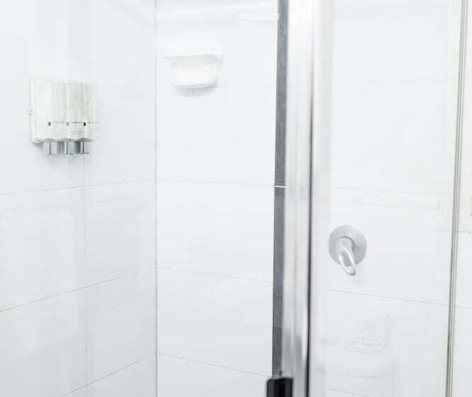 آپارتمان 2 خوابه, Route 66 Motor Inn