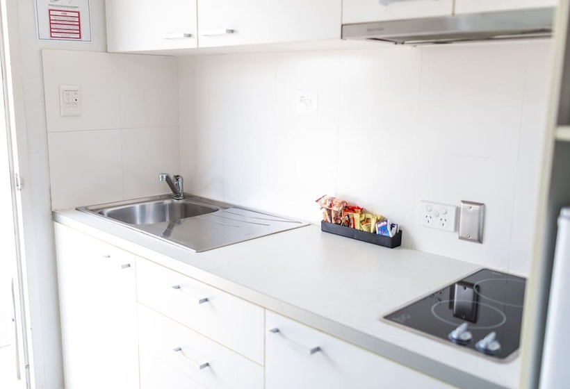 آپارتمان 2 خوابه, Route 66 Motor Inn