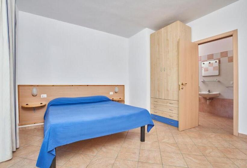 带1个卧室的带海景的公寓, Residence Reale