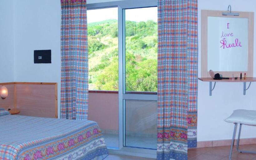 Estudio Estándar, Residence Reale