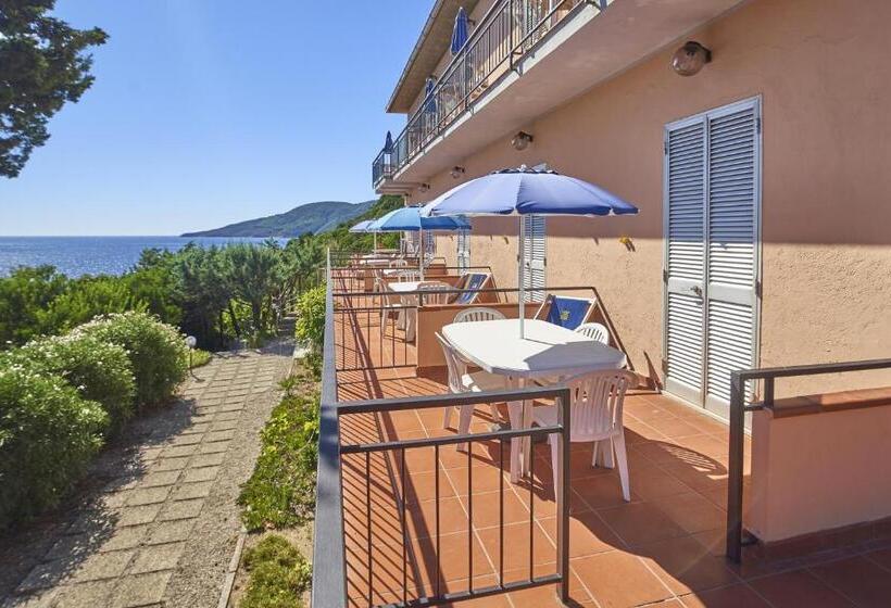 带1个卧室的带海景的公寓, Residence Reale