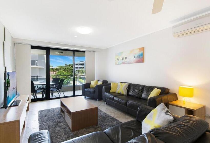 Апартаменты 3 Спальни Вид на Море, Clubb Coolum Beach Resort