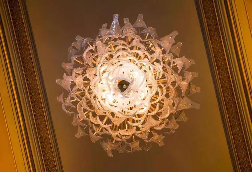 سوییت سوپریور, Cotton House Hotel, Autograph Collection