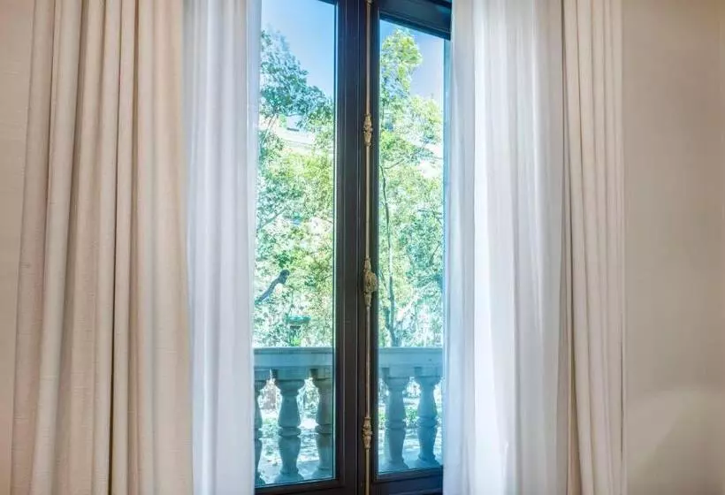 سوییت سوپریور, Cotton House Hotel, Autograph Collection
