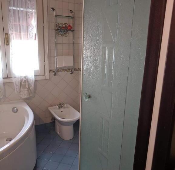 سوییت, D'elite Room & Breakfast