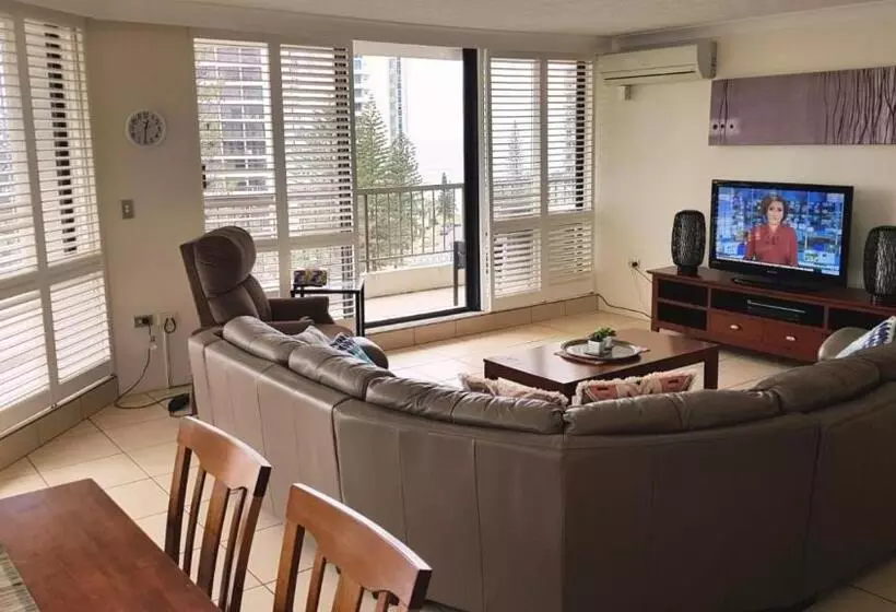 آپارتمان 3 خوابه با چشم‌انداز دریا, Genesis Apartments By Gold Coast Premium