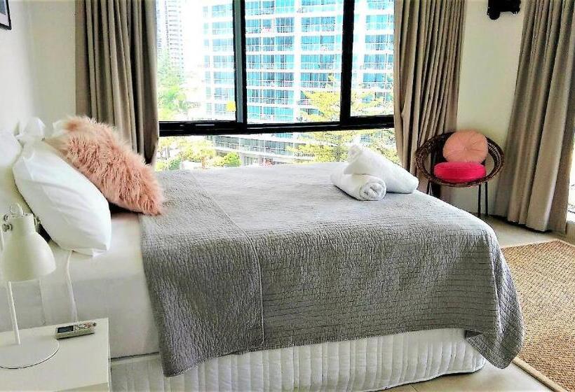 3침실 수피리어 아파트, Genesis Apartments By Gold Coast Premium