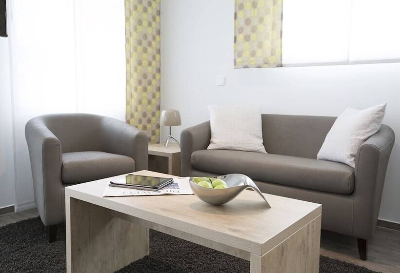 آپارتمان سوپریور 1 خوابه, Adapt Apartments Berlin  Adlershof