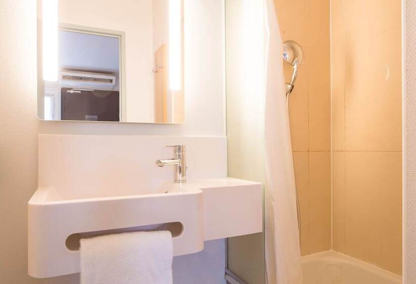 Четырехместный Номер Стандарт, B&b Hotel Toulon La Seyne Sur Mer