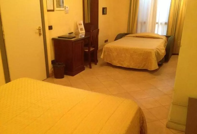 コンフォートトリプルルーム, Ca  Del Rio Resort