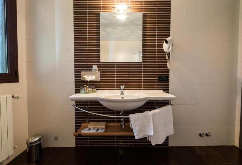 חדר דלוקס, Ca  Del Rio Resort