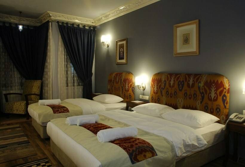 اتاق لوکس سه تخته, Djem