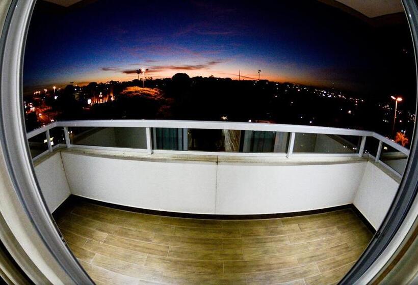 带阳台的豪华间, Mohave