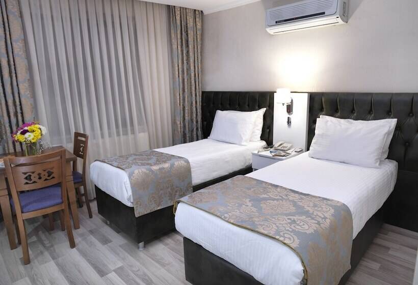 اتاق استاندارد, Monarch Hotel Istanbul