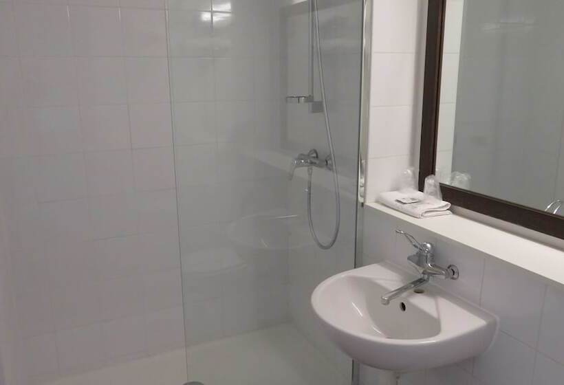 Номер Стандарт, Première Classe Mâcon Sud
