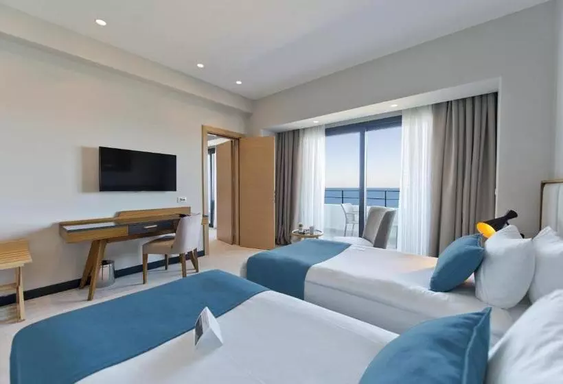 اتاق لوکس با چشم‌انداز شهر, Ramada Plaza Hotel & Spa Trabzon