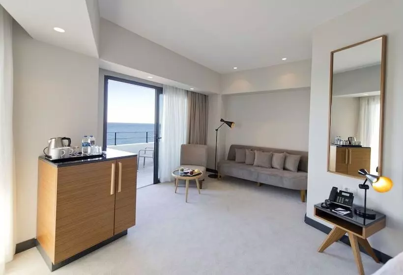 مجموعه ویستا شهر, Ramada Plaza Hotel & Spa Trabzon