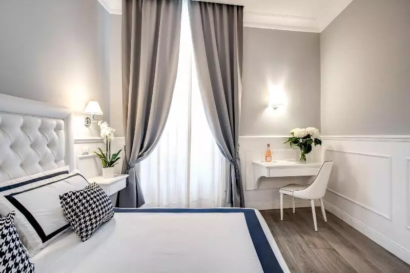 اتاق لوکس با چشم‌انداز باغ, Ramada Plaza Hotel & Spa Trabzon