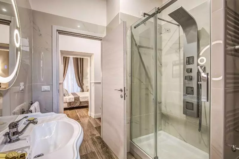 اتاق لوکس با چشم‌انداز باغ, Ramada Plaza Hotel & Spa Trabzon