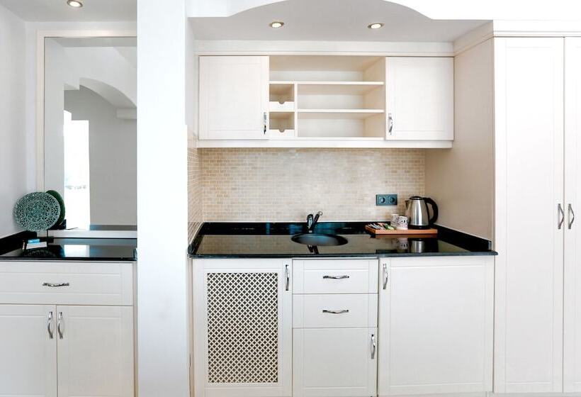 Номер Стандарт Вид на Сад, Tropical Deluxe