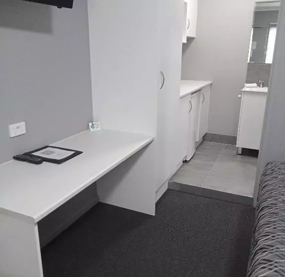 デラックストリプルルーム, Solomon Inn Motel Figtree
