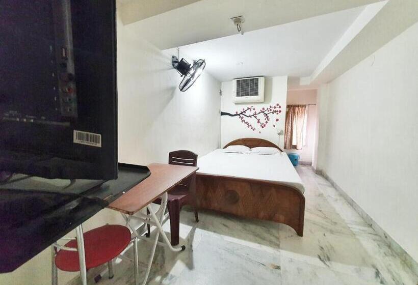 エコノミールーム, Georgian Inn