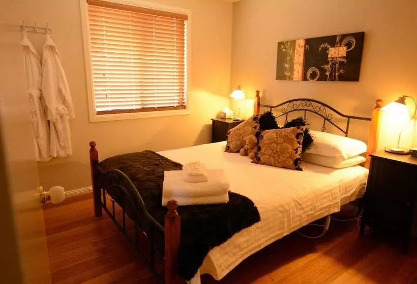 ２ベッドルームハウス, Emaroo Cottages Broken Hill