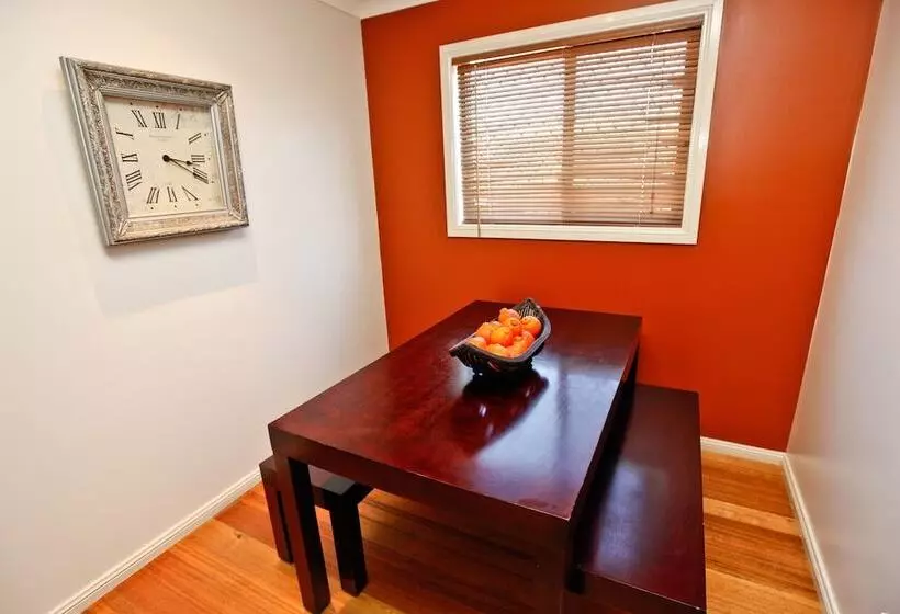 ２ベッドルームハウス, Emaroo Cottages Broken Hill