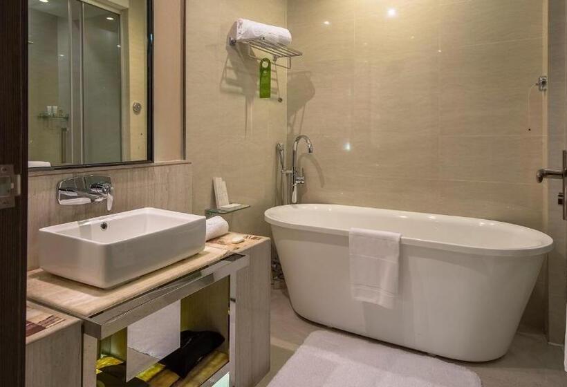 اتاق لوکس با تخت بزرگ, Fleuve Congo Hotel By Blazon Hotels