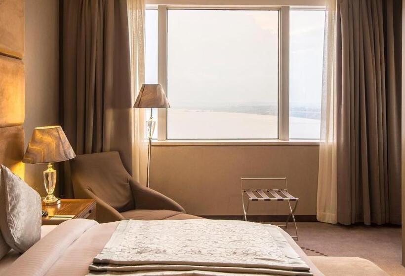 سوییت اجرایی, Fleuve Congo Hotel By Blazon Hotels