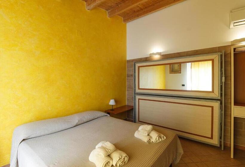 Номер Стандарт Трехместный, Agriturismo Il Gelsomino Ritrovato