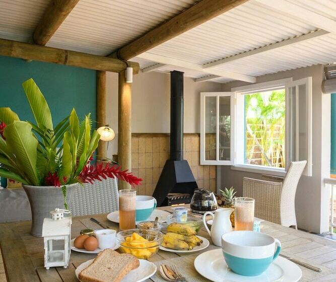 کلبه ییلاقی, La Vieille Cheminee