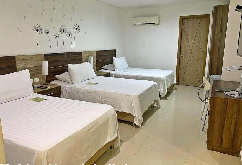 اتاق ساده سه نفره, Oxford Barranquilla