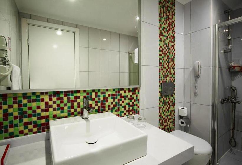 Семейный Номер, Ramada Resort Side