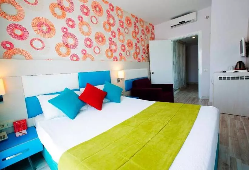 Camera Standard Letto King, Ramada Resort Side