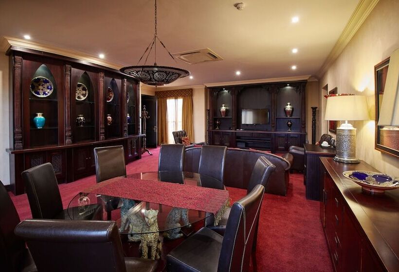 프레지덴셜 스위트, Royal Elephant Hotel & Conference Centre