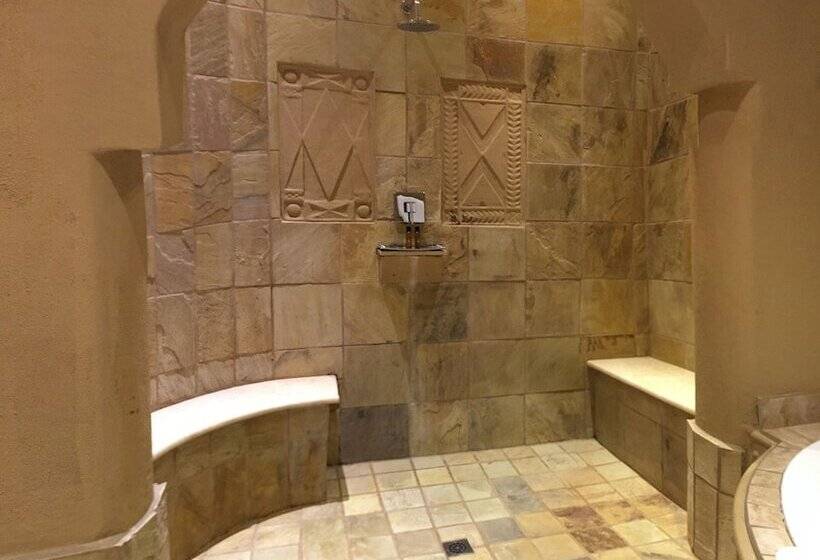 스탠다드 룸, Royal Elephant Hotel & Conference Centre