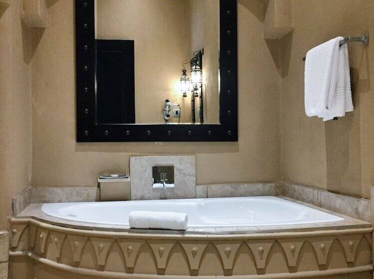 스탠다드 룸, Royal Elephant Hotel & Conference Centre