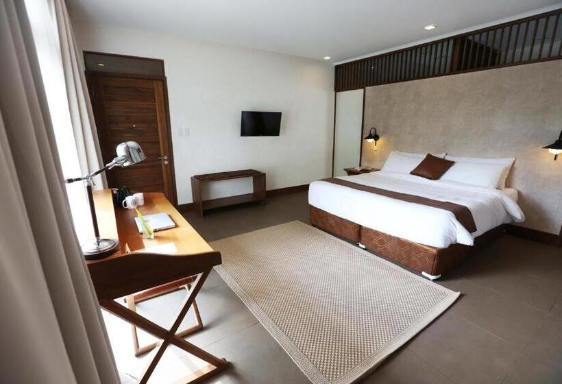 اتاق استاندارد با تخت بزرگ, The Funny Lion   Coron