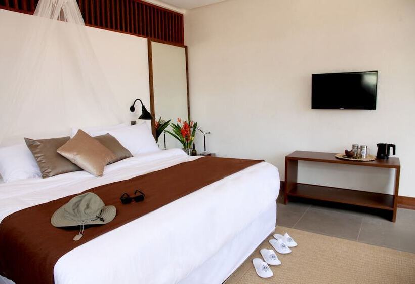 اتاق استاندارد با تخت بزرگ, The Funny Lion   Coron